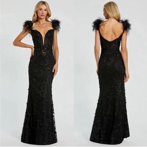 Mac Duggal 20889 Sheer Applique Bustier Feather Strap Gown Size 2 NWT Black